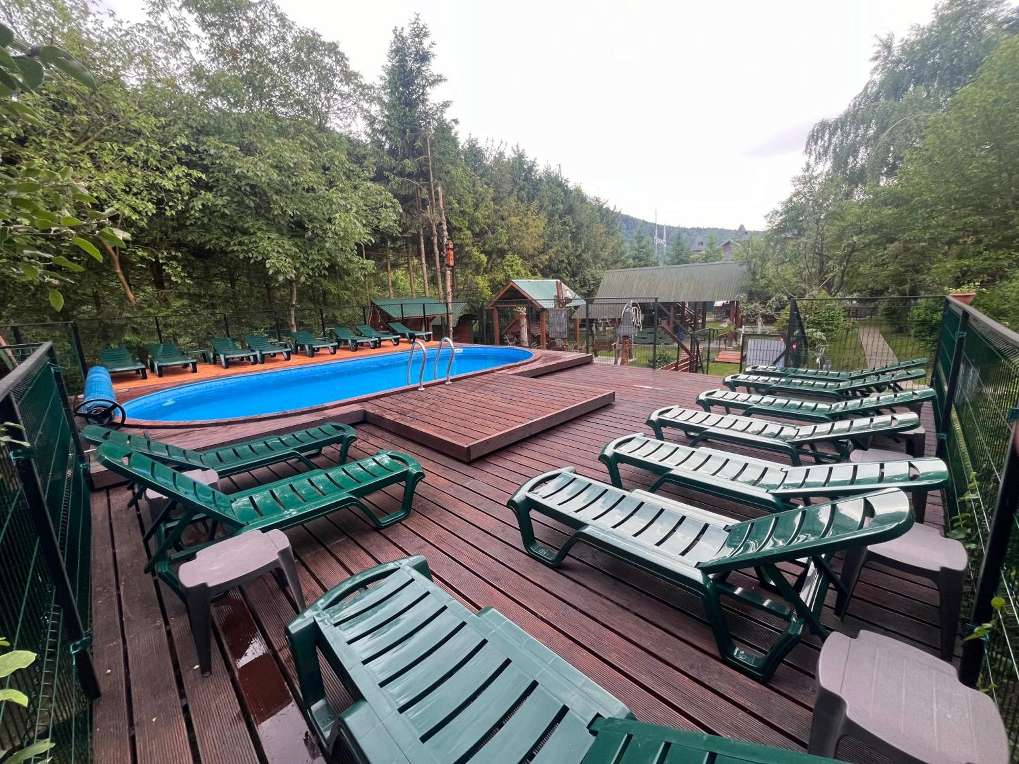 U Yaroslava Hotel Jaremtje Exteriör bild